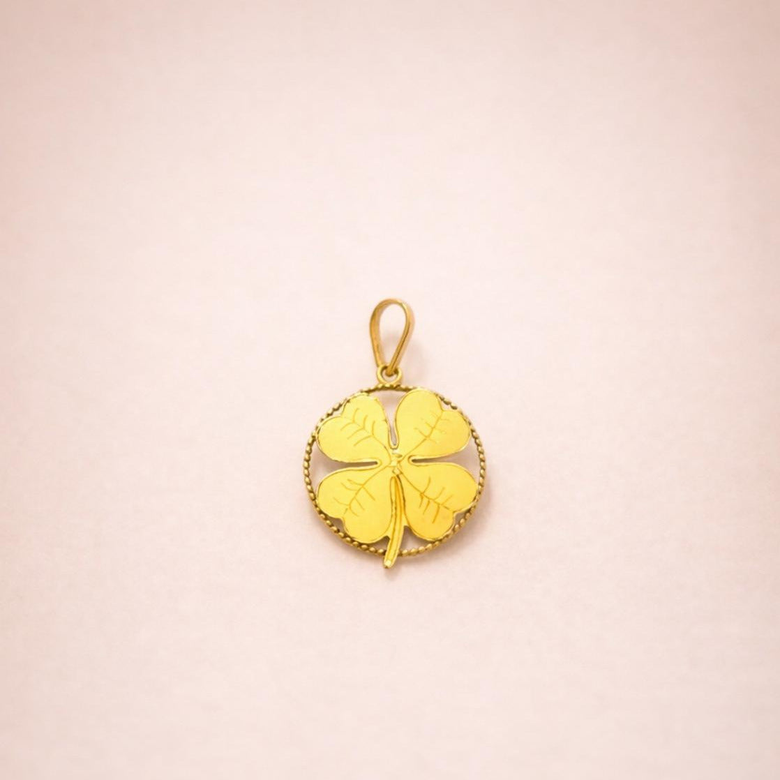 pendentif trèfle